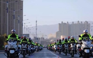 以慑力铁血警卫（中国国防的中流砥柱和军事实力的象征）