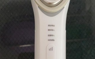 探究SKG洗脸仪的效果与使用方法（科技感十足的SKG洗脸仪让你的肌肤焕然一新）