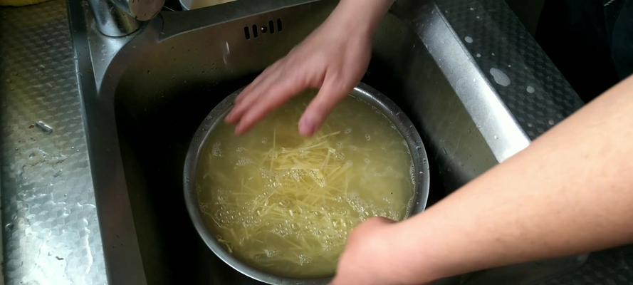 用土豆优盘制作教程（简单、经济、实用，土豆优盘让存储无压力）-第2张图片-星耀数码