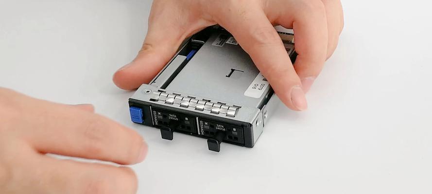 SSD系统更换教程（轻松学会如何更换电脑硬盘并安装新的SSD系统）-第2张图片-星耀数码