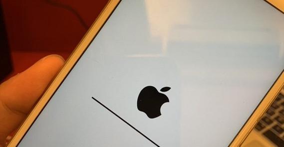 电脑更新iPhone出现错误的解决方法（如何应对电脑更新iPhone时遇到的错误问题）-第1张图片-星耀数码