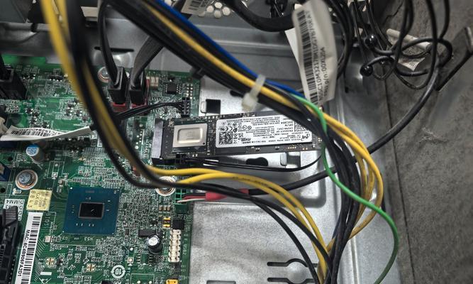 Win7系统硬盘重装教程（详细指导，一步步教你重新安装Win7系统，让电脑焕然一新）-第1张图片-星耀数码